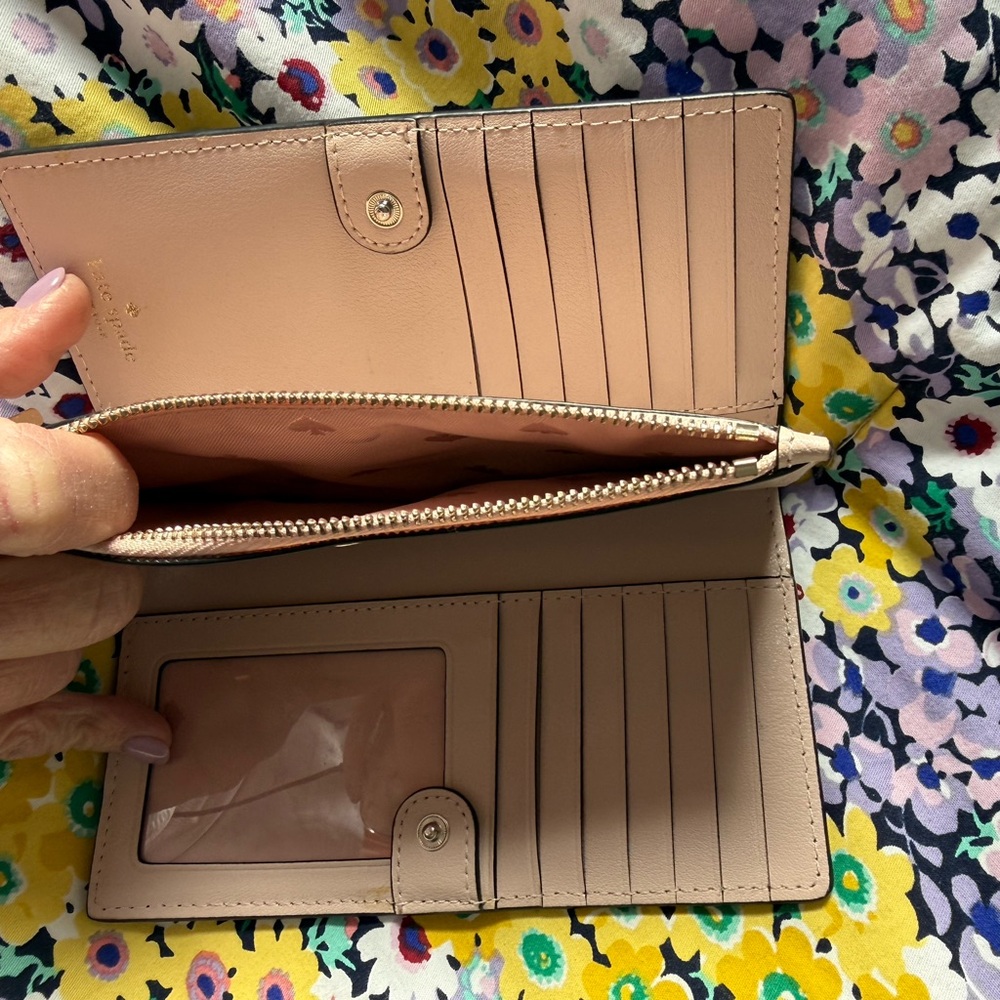 Kate Spade Black Scalloped Edge Wallet - Picture 6 of 6